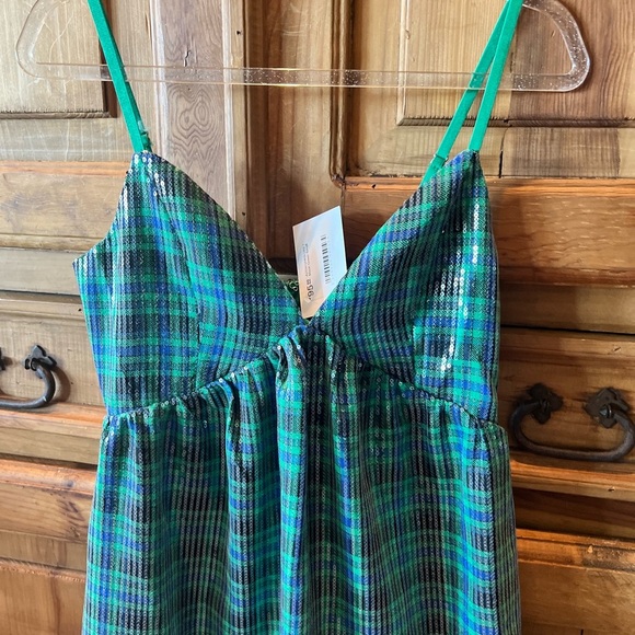 NWT Plaid Sequin Mini Dress
By Day and Moon Size Small - Picture 5 of 9